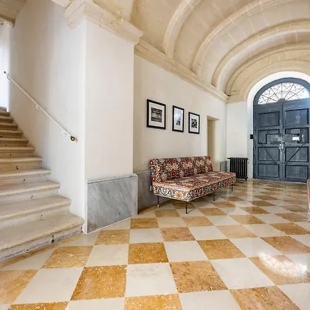 Luxury Malta Palazzo Vilă *